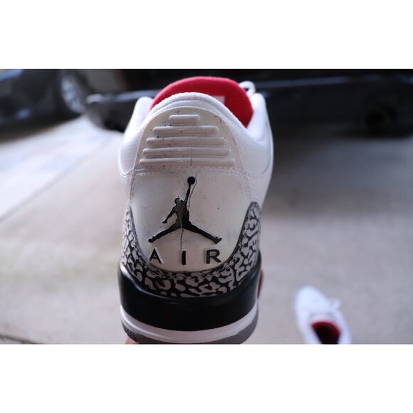 Air Jordan 3 main image 7